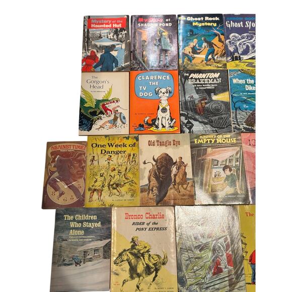 Vintage 1950's-60's's Lot of 21 Scholastic Paperback Kids' Books, Various Titles - Picture 3 of 5